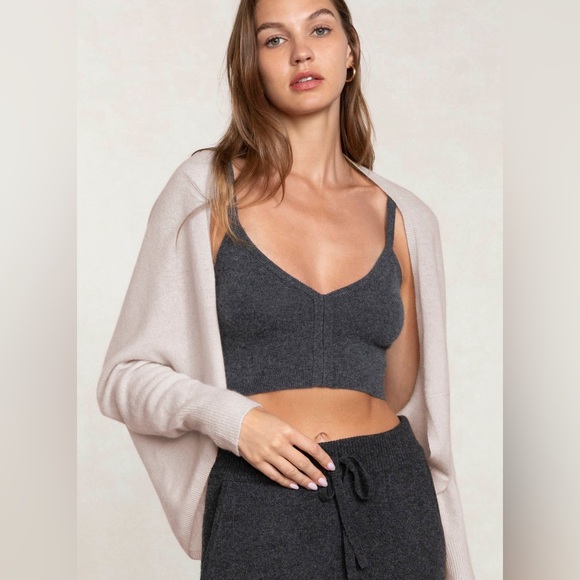 Naked Cashmere shrug in petal pink - Picture 2 of 4